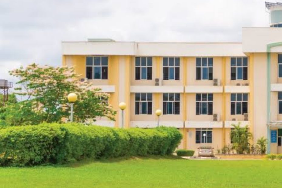 Bowen University Teaching Hospital BUTH